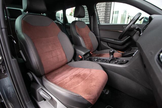 Seat ATECA 1.4 EcoTSI Xcellence - All-in rijklaarprijs | Trekhaak | Carplay | Camera