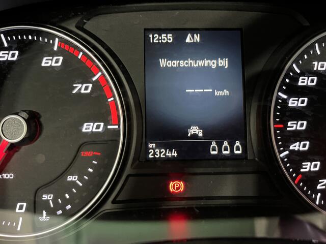 Seat ATECA 1.0 TSI Style / ELEK. WEGKLAPBARE TREKHAAK/ PARK. SENSOREN/ LED/ CRUISE/ STOEL-STUURVERWARM./ PARK ASSIST/ FULL LINK/ NAVI/ CLIMA/ DAB