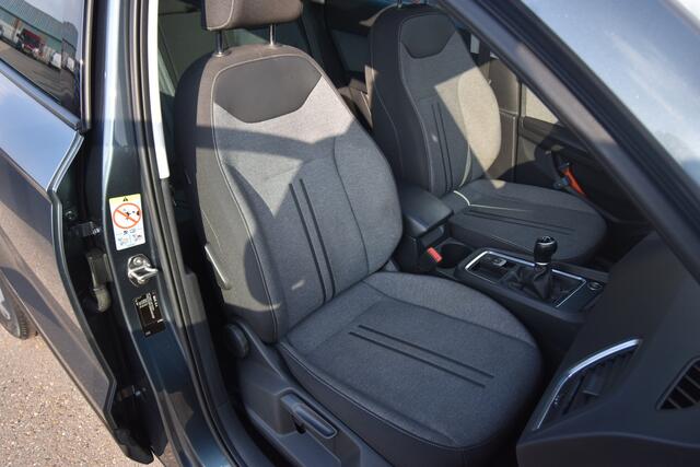 Seat ATECA 2.0 TDI Style Business Intense , TREKHAAK , PANORAMADAK , A UITRIJ CAM , LED VERL , PDC V+A ,