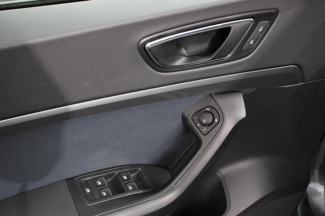 Seat ATECA 1.5 TSI DSG Style Navigatie Apple Carplay/Android Auto Cruise Control Stoelverwarming Elektrische Achterklep Beats Audio