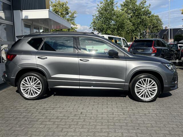 Seat ATECA 1.5 TSI FR Business Intense ACC Panoramadak Wegklapbare trekhaak Camera