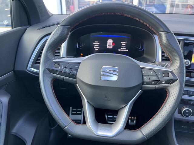 Seat ATECA 1.5 TSI FR Business Intense ACC Panoramadak Wegklapbare trekhaak Camera