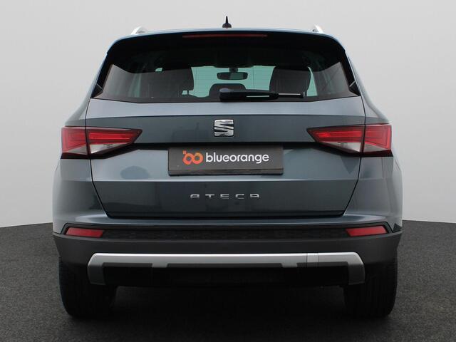 Seat ATECA 1.0 EcoTSI Style Business Intense 115PK Navi, Elektr. Achterklep, Stoelverwarming, Clima, Cruise Controle, Trekhaak, 17" LM Velgen
