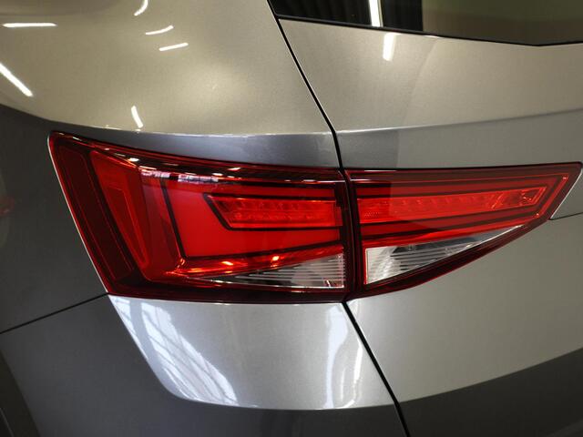 Seat ATECA 1.5 TSI Style Business Intense Airco Cruise Control Navi Virtual Cockpit Privacy Glass PDC VA Camera