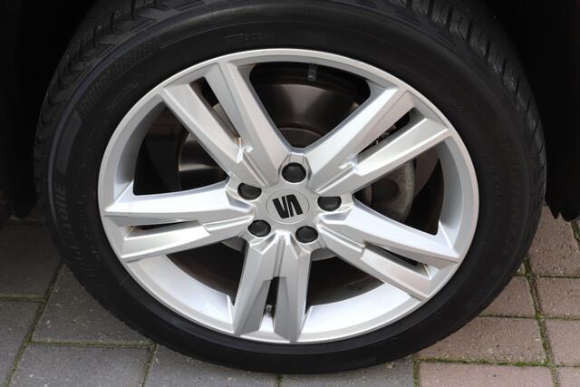 Seat ATECA 1.5 TSI FR Business Intense automaat. Panoramadak, dodehoek, navigatie.