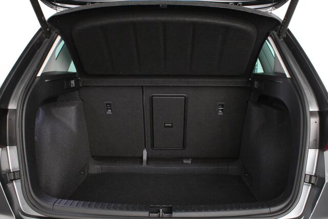 Seat ATECA 1.5 TSI Xperience Business Intense 150PK > Camera/Matrix-LED/18inch/Adaptive cruise control