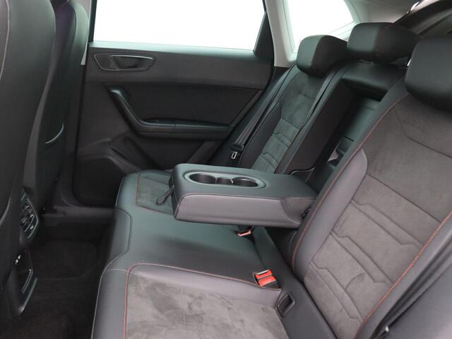 Seat ATECA 1.5 TSI FR Business Intense 150PK DSG Trekhaak, Beats Audio, Memorystoel, Voorruitverwarming, Keyless, Stoelverwarming, 18" LM Velgen