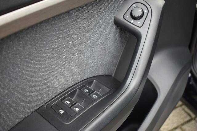 Seat ATECA 1.5 TSI Xperience Business Intense | Stoel + Stuurwiel Verwarming | Adaptive Cruise Control | Navigatie |