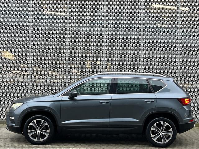 Seat ATECA 1.0 EcoTSI Style Business Intense / Navigatie / App connect / Camera / Parkeersensoren V+A / Lichtmetaal 17 inch / P4