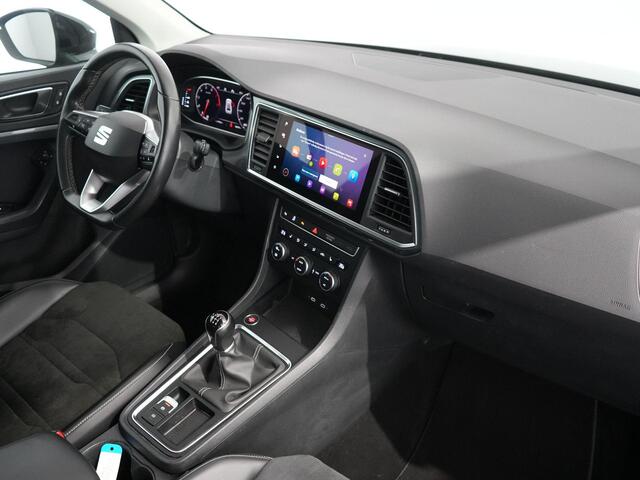 Seat ATECA 1.5 TSI Style Business Intense | Camera | Carplay | Winterpakket | DAB |