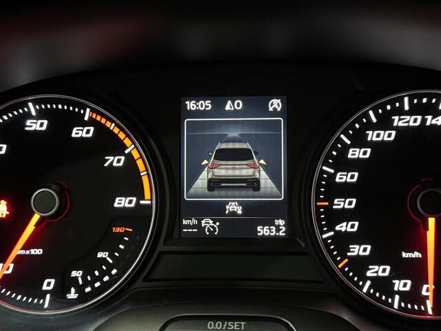 Seat ATECA 1.0 EcoTSI Style Business Intense METALLIC KEYLESS CAMERA TREKHAAK