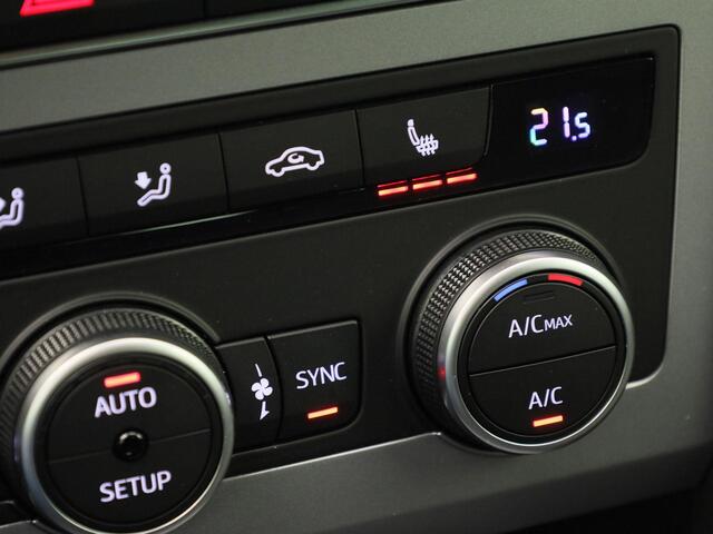 Seat ATECA 1.5TSI/150PK FR Business Intense DSG · Apple/Android · Camera + Parkeersensoren · Keyless