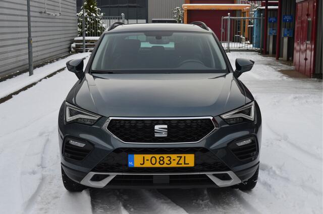 Seat ATECA 1.5 TSI Style Business Intense O.a; Haak, Pano, Leder, Stoelverw, Camera, Carplay, Etc. All-in prijs!