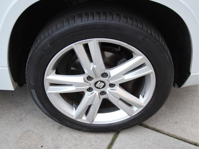 Seat ATECA 1.5 TSI FR Business Intense FULL LED, Inklapbare trekhaak, Alcantara-Leder Prijspakker!