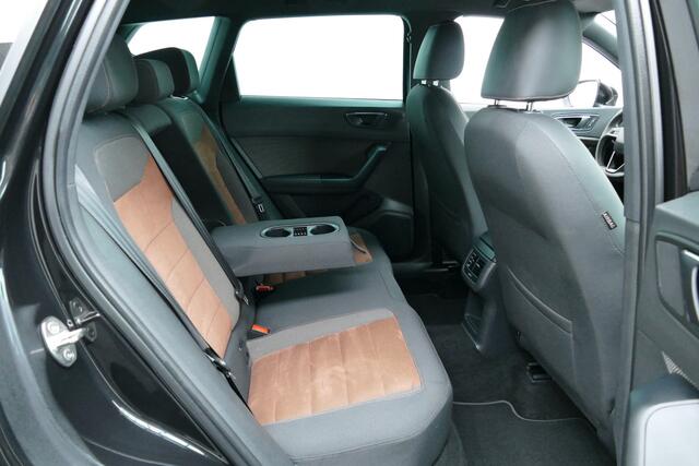 Seat ATECA 1.4 150pk EcoTSI Xcellence. Adap Cruise, Camera, Clima, Full Led, 18"LMV, Haak 1600kg