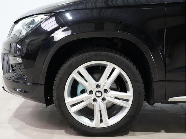 Seat ATECA 1.5 TSI 150pk DSG FR Business Intense Camera Navi. Carplay/Android ACC Stoelverw. Beats Audio 324