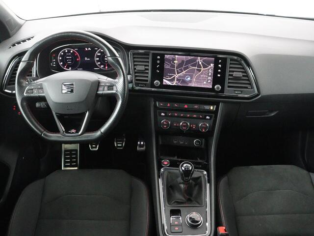 Seat ATECA 1.5 TSI FR Intens | Panoramadak | Trekhaak | Stoelverwarming | 360 Camera | Adaptive cruise | Alcantara | Beats Audio | Virtual Cockpit | Carplay | Full LED | Keyless | Navigatie