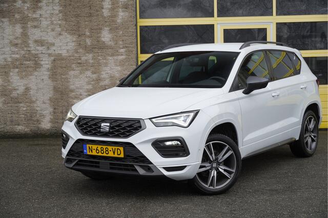 Seat ATECA 1.0 TSI FR Business Intense BJ2022 Lmv 18" | Led V+A | Pdc | Navi | Keyless entry | Elek. achterklep | App-Connect | Achteruitrijcamera | Virtual cockpit | Climate control | Cruise control | Sportstoelen | Verwarmde voorstoelen | Zwarte hemel
