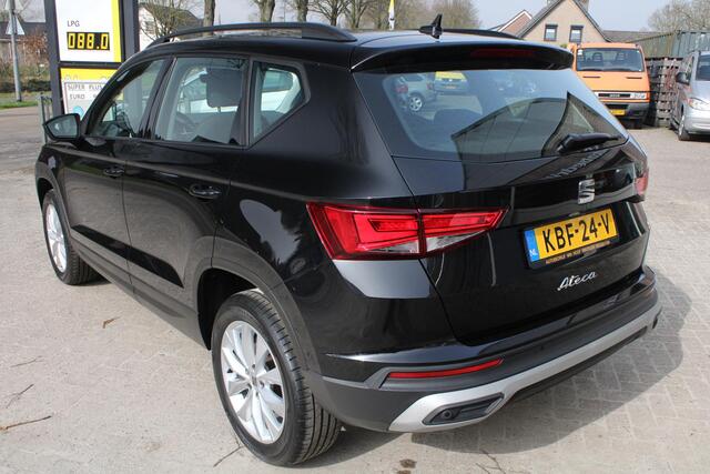 Seat ATECA 1.5 TSI ACC, Carplay, Full-LED, Parkeer assistent, Achteruitrijcamera, NAVI, Climate control, Parksens. V en A, 17" LMV