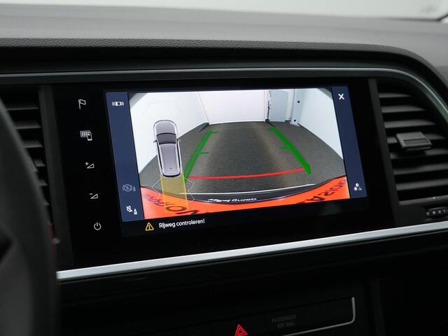 Seat ATECA 1.5 TSI 150 pk Style Business Intense | Panoramadak | Stuur-/stoelverwarming | Achteruitrijcamera