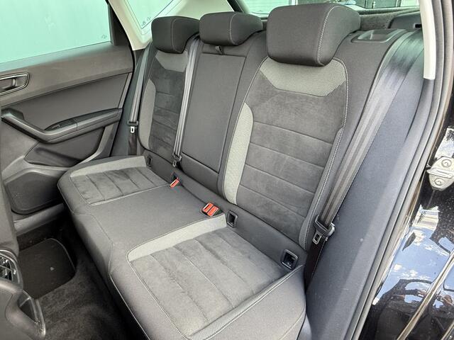 Seat ATECA BWJ 2020 1.0 EcoTSI 116 PK Style Business Intense TREKHAAK | PANORAMADAK | VIRTUAL COCKPIT | APPLE CARP. | ANDROID AUT. | NAVI | CLIMA | CRUISE | BLUETOOTH | CAMERA | PDC | LMV | MULTIFUNCT. STUUR