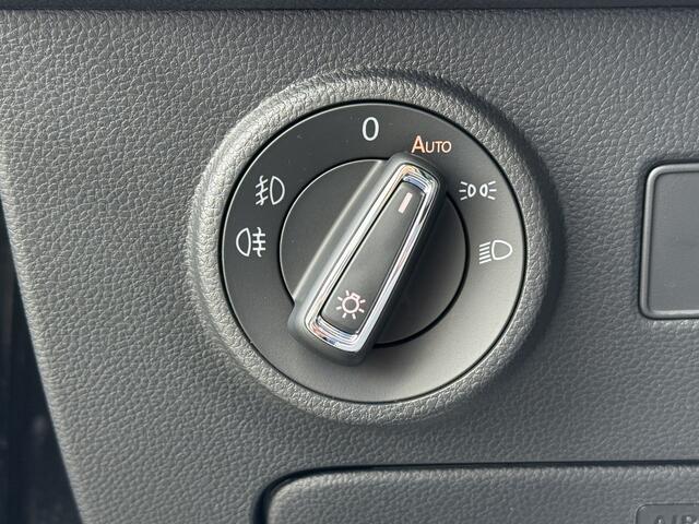 Seat ATECA BWJ 2020 1.0 EcoTSI 116 PK Style Business Intense TREKHAAK | PANORAMADAK | VIRTUAL COCKPIT | APPLE CARP. | ANDROID AUT. | NAVI | CLIMA | CRUISE | BLUETOOTH | CAMERA | PDC | LMV | MULTIFUNCT. STUUR