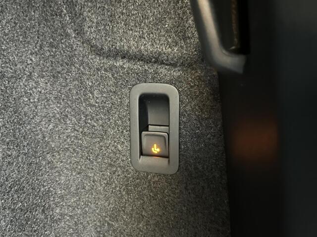 Seat ATECA 1.5 TSI Style Business Intense | TREHAAK | ACC | ALCANTARA | ORG.NL |