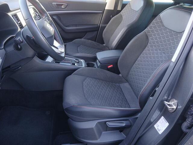 Seat ATECA 1.5 TSI FR Business Intense DSG-7 + Camera etc.