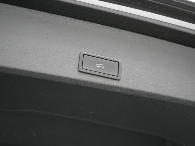 Seat ATECA 1.4 EcoTSI Xcellence Business Intense 150pk | Camera | Beats Audio | Lederen Sportstoelen Verwarmd | Sfeerverlichting | Apple Carplay | Keyless | Virtual Cockpit | Cruise Control | Navigatie | DAB |