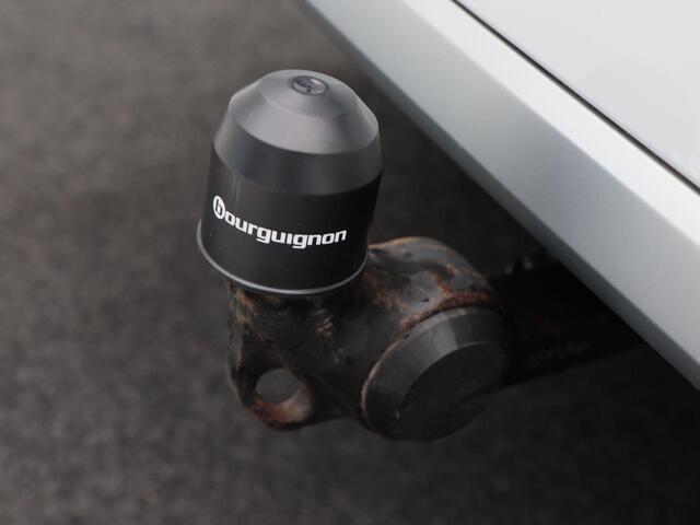 Seat ATECA 2.0 TSi 190 Pk Automaat FR 4DRIVE | Trekhaak | 360° Camera | Panorama dak | Cruise Control | CarPlay | 19 Inch