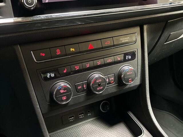 Seat ATECA 1.0 EcoTSI Intense Sport (APPLE CARPLAY, CLIMATE, STOELVERWARMING, CAMERA, SPORTSTOELEN, GETINT GLAS, ADAPTIVE CRUISE, NIEUWSTAAT)