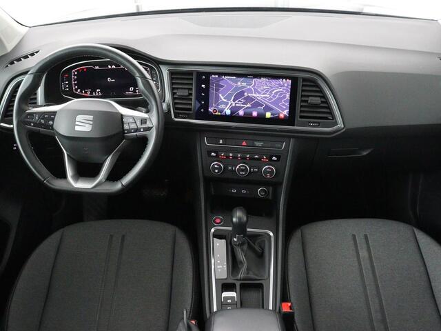 Seat ATECA 1.5 TSI Style Intense | Stoelverwarming | Adaptive cruise | Carplay | Virtual Cockpit | Parkeerhulp | Stuurverwarming | Navigatie | Full LED | Climate control | Bluetooth