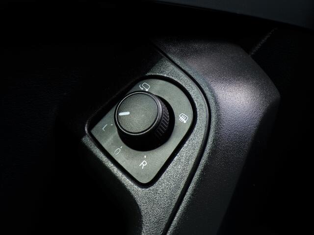 Seat ATECA 1.5 TSI Style Business Intense, Trekhaak / Carplay + Android Auto / Full LED / Camera + Sensoren