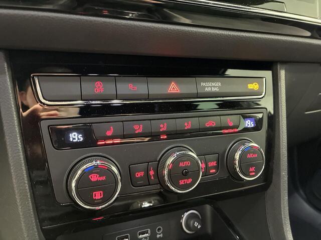 Seat ATECA 1.5 TSI 150pk DSG FR Business Intense · 360 Camera · Apple/Android Car Play · Keyless · Wegklapbare Trekhaak · Stoelverwarming ·