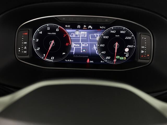 Seat ATECA 1.5 TSI FR Business Intense | Elektr. Panoramisch kanteldak| Velgen 'Exclusive Glossy Black', 19 inch | Kuipstoelen, Dinamica Aurora Blue (suede look) | Verwambare voorstoelen + Stuurwiel | Draadloze Carplay