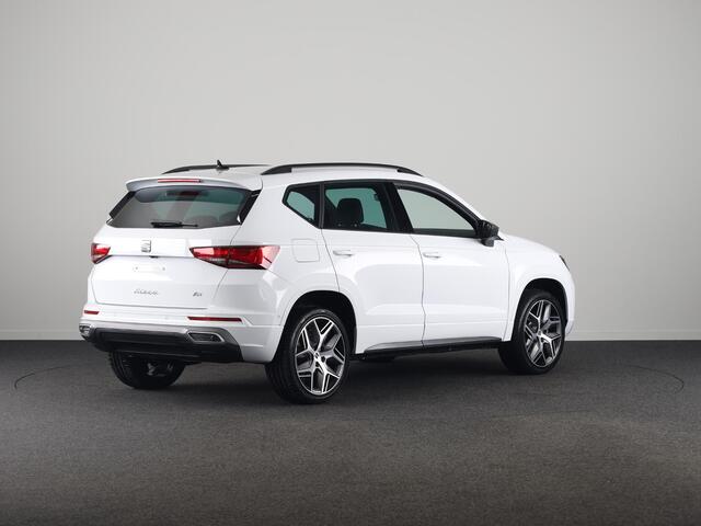 Seat ATECA 1.5 TSI FR Business Intense | Glacial White Metallic | Velgen: 'Exclusive Cosmo Grey', 19 inch | Draadloze Carplay |
