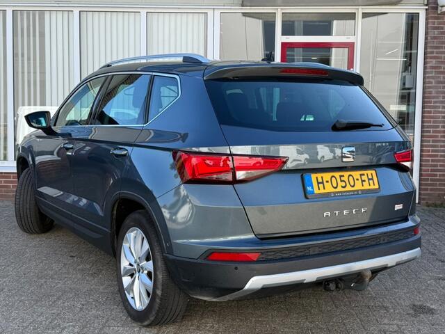 Seat ATECA 1.5 TSI Style Business Intense 150 PK Automaat I Camera I LED I Stoelverwarming I Trekhaak