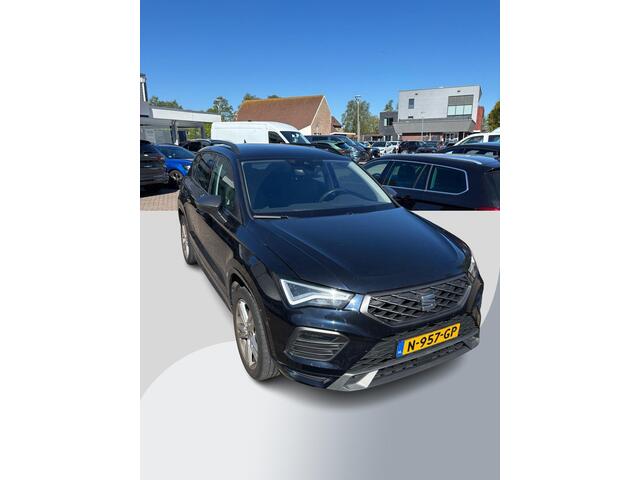 Seat ATECA 1.5 TSI FR Business Intense | 150pk | Trekhaak | Adaptieve Cruise | Achteruitrijcamera | 1.600kg trekgewicht | Stoelverwarming