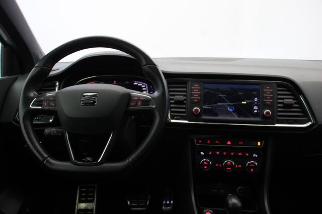 Seat ATECA 1.5 TSI FR Business Intense Automaat - Panorama, Camera, Beats, Keyless, Stoelverw.