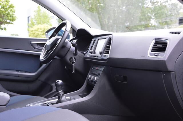 Seat ATECA 1.4 EcoTSI Style Business Intense LED | ADAP.CRUISE | TREKHAAK | CAMERA | NAVI | CLIMA | PDC | ENZ