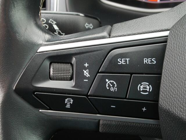 Seat ATECA 1.5 TSI Style Business Intense Trekhaak / Carplay + Android Auto / Virtual Cockpit / Camera + Sensoren / Stoel + Stuurverwarming / 17'' LMV
