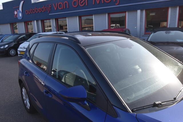 Seat Arona 1.0 TSI Style Business Intense , CLIMATR , A UITRIJ CAM , PDC V+A , NAVI , BL TOOTH ,