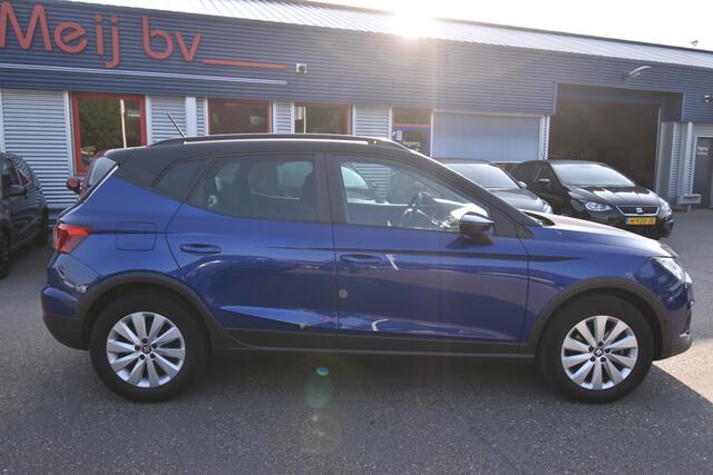 Seat Arona 1.0 TSI Style Business Intense , CLIMATR , A UITRIJ CAM , PDC V+A , NAVI , BL TOOTH ,