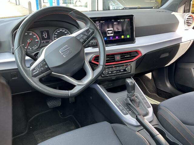 Seat Arona 1.0 TSI FR Business Intense / AUTOMAAT/ CRUISE/ FULL LINK/ PARK. SENSOREN + CAMERA/ CLIMA/ STOEL VERWARM./ NAVI/ DAB/ 17" LMV/ RIJ-MODI/ LED