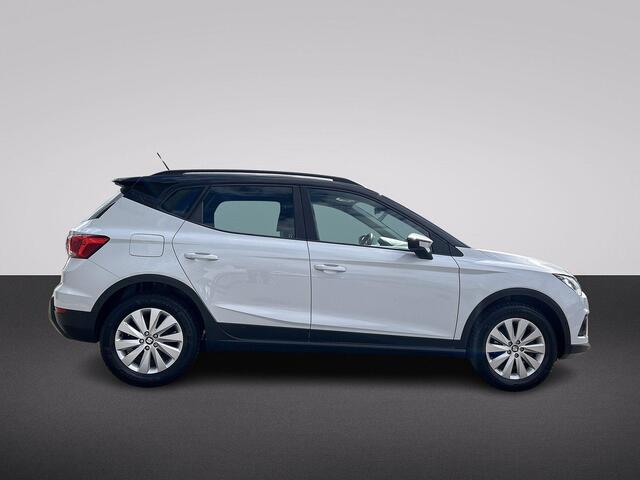 Seat Arona 1.0 TSI Style Business Intense | Dodehoek Detectie | Keyless | Achteruitrijcamera | Trekhaak |