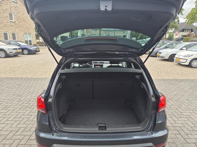 Seat Arona 1.0 TSI Xcellence Business Intense