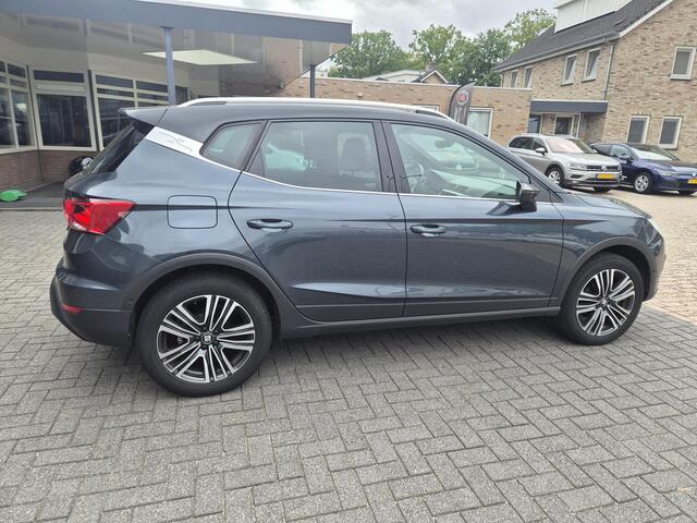 Seat Arona 1.0 TSI Xcellence Business Intense