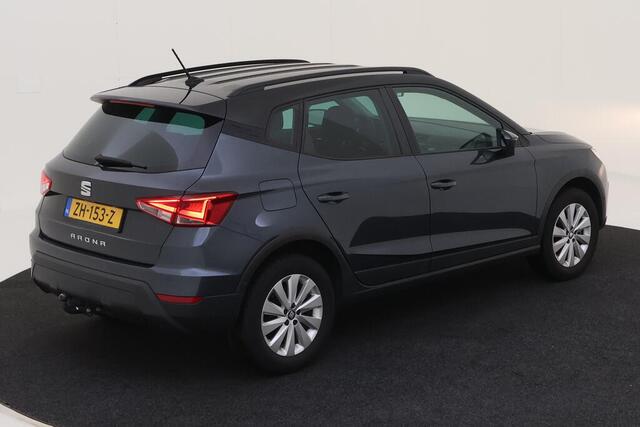 Seat Arona 1.0 TSI 95pk Style Business Intense / Trekhaak / Climate control / App-connect / Navigatie / Parkeersensoren voor + achter / Achteruitrijcamera / 16''LMV