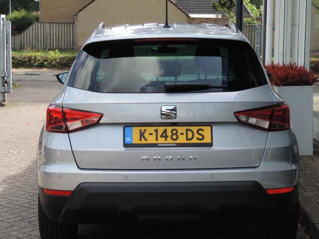 Seat Arona 1.0 TSI Style - Camera | Carplay | PDC v+a | Blindspot | Afn. trekhaak