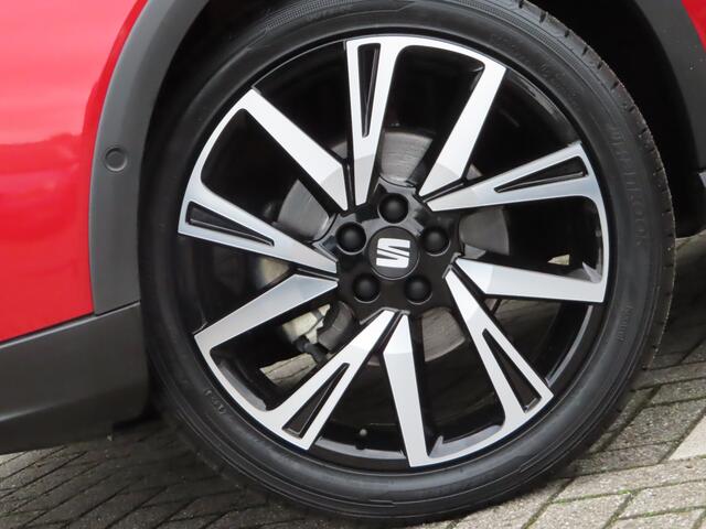 Seat Arona 1.0 TSI FR Business Connect DSG | alcantara bekleding | groot scherm | camera | full led |